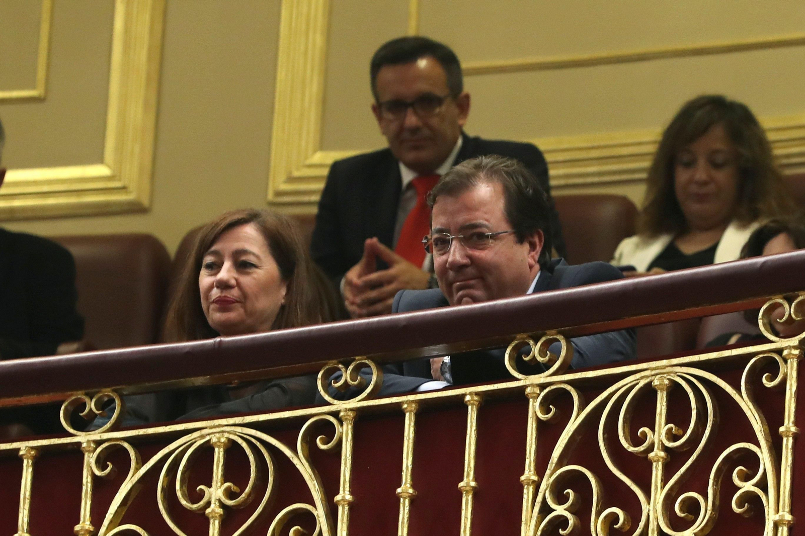 La presidenta de Baleares, Francina Almergol, y el de  Extremadura, Guillermo Fernández Vara.