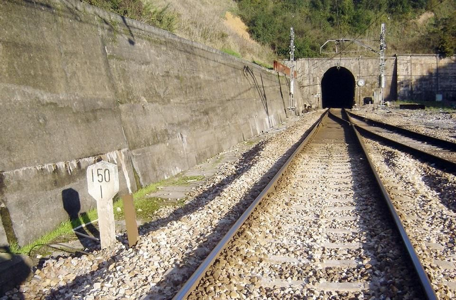 Un túnel ferroviario.