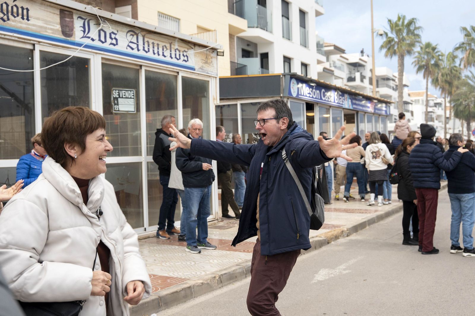 Las moragas reúnen a miles de personas en Roquetas para celebrar el final de año