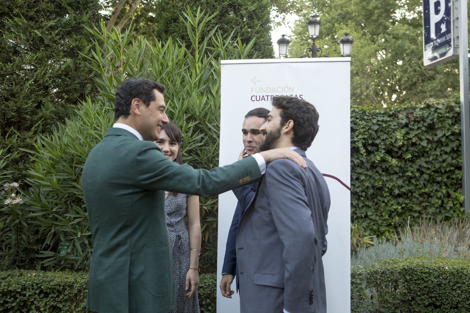 Las imágenes de la entrega de la Beca Manuel Olivencia