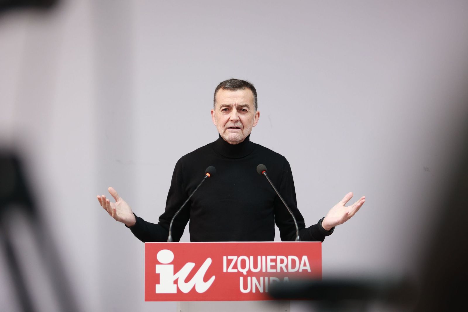 Maíllo ve necesario superar Sumar y llama a construir un frente amplio electoral de izquierdas con una nueva marca.