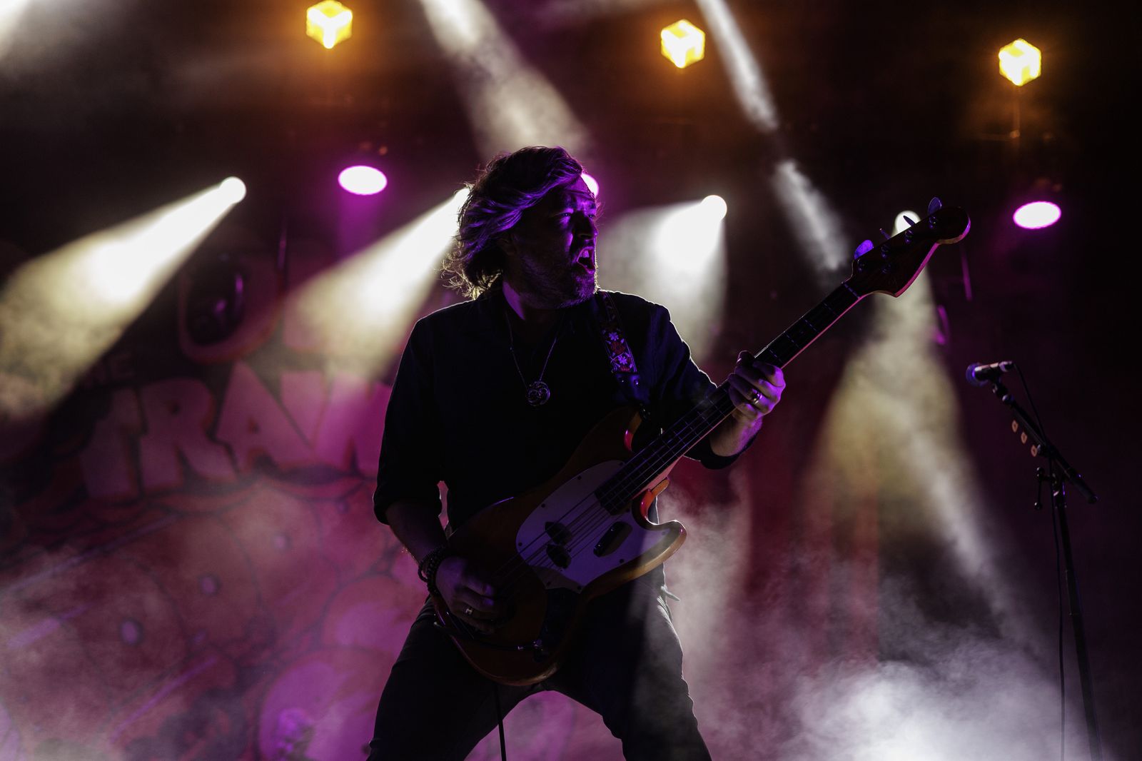 Búscate en las imágenes del primer día de conciertos en el festival  "No sin música"