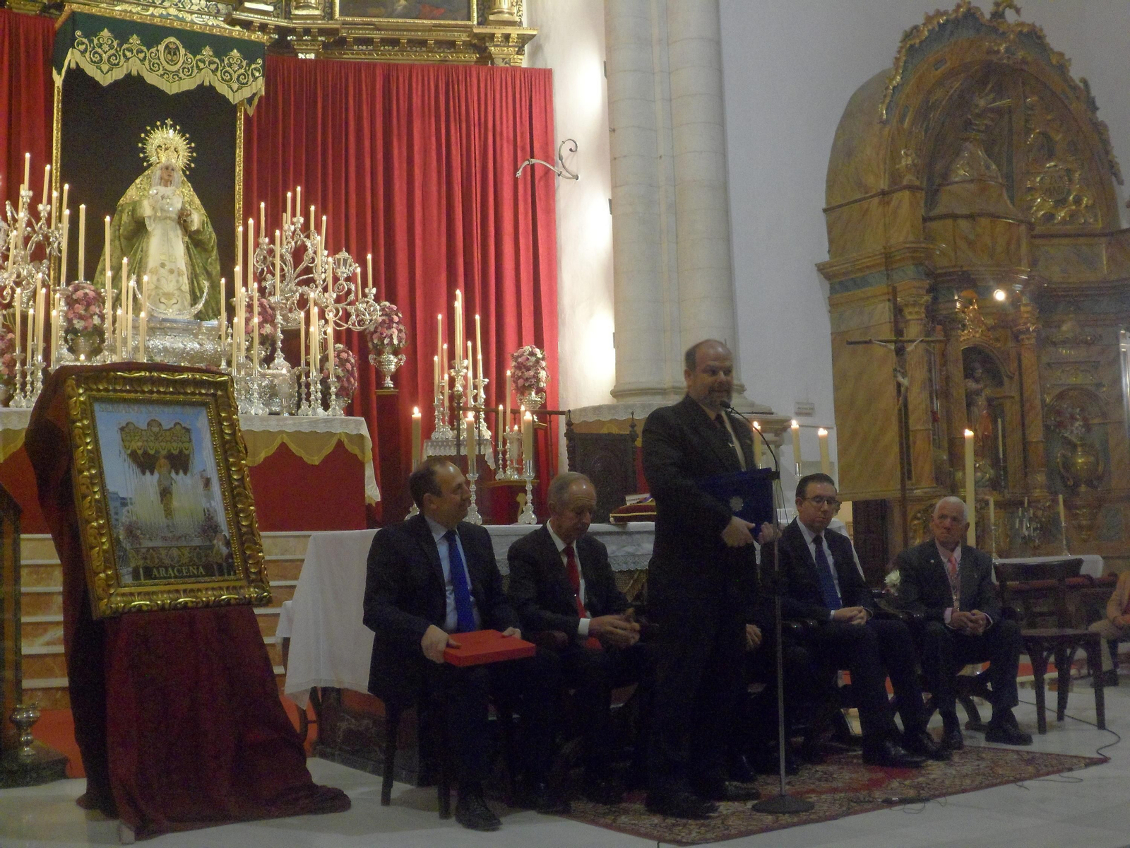 El acto de la presentación del cartel tuvo lugar en la Parroquia de Nuestra Señora de la Asunción.