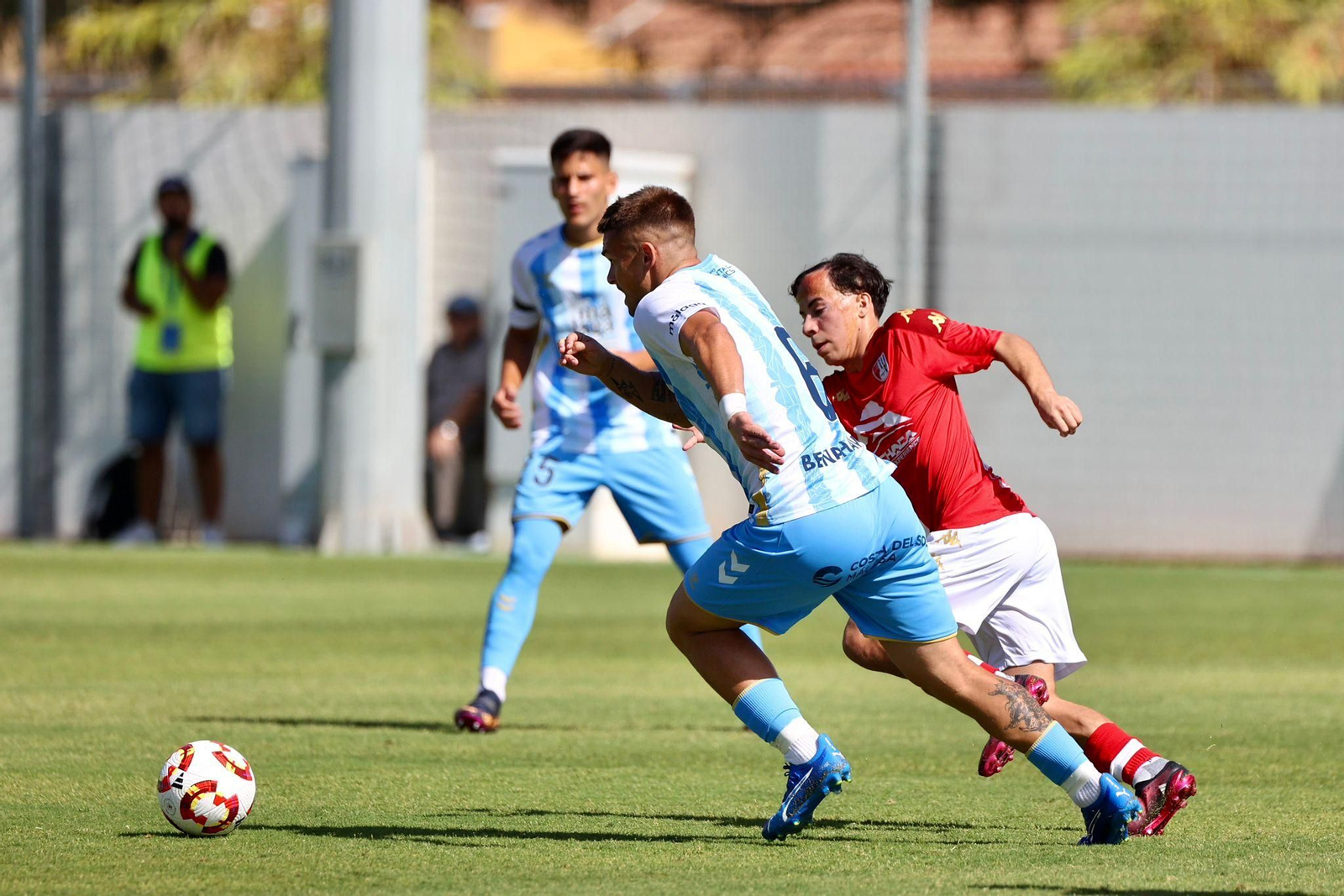 Las mejores fotos del Atlético Malagueño-Arenas de Armilla, otro hat-trick de Chupete
