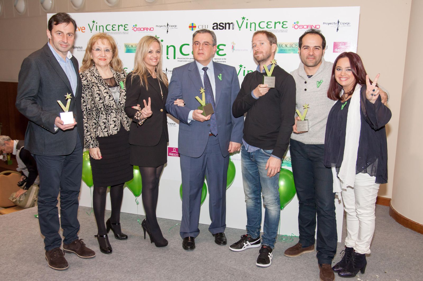 Guillermo Garrigós, M. Isabel Cabello, Margarita Giner, José Miguel Valdés, Alfonso Sánchez, Alberto López y Susana Herrera, en otra edición de los premios.