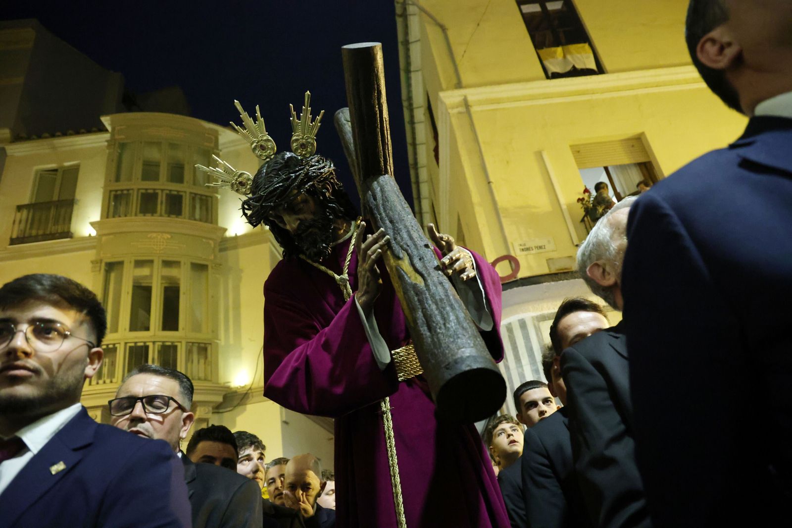 Los mejores momentos del Viernes de Dolores en Málaga, en fotos