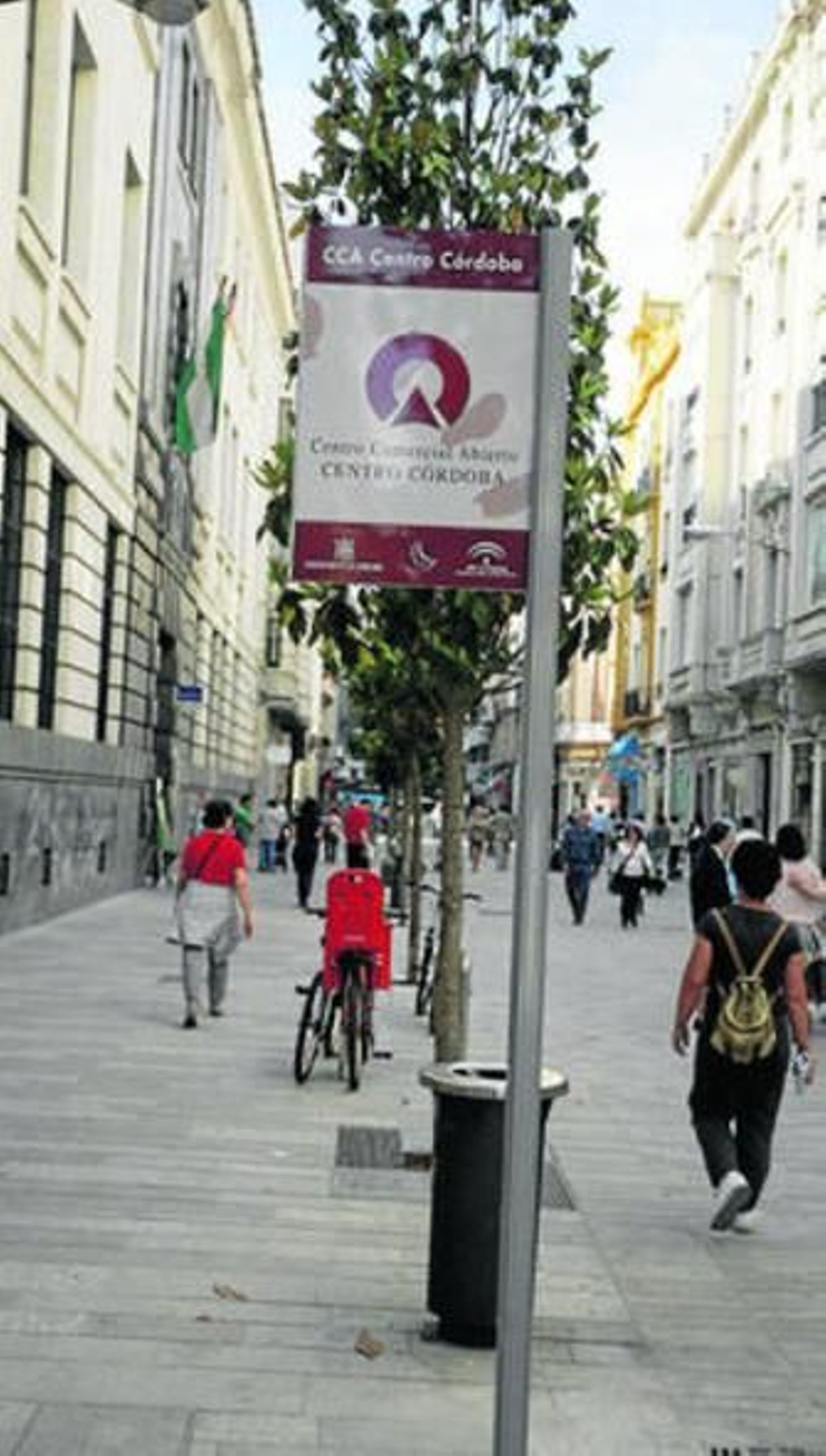 Una imagen de la calle Cruz Conde.