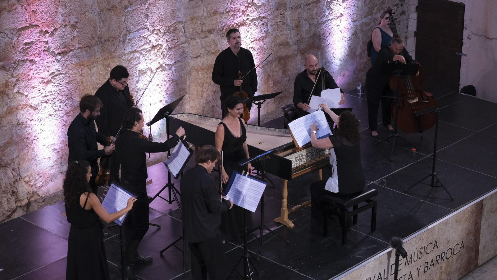 Imágenes del concierto de Harmonía del Parnás en el Festival de Música Renacentista y Barroca de Vélez Blanco