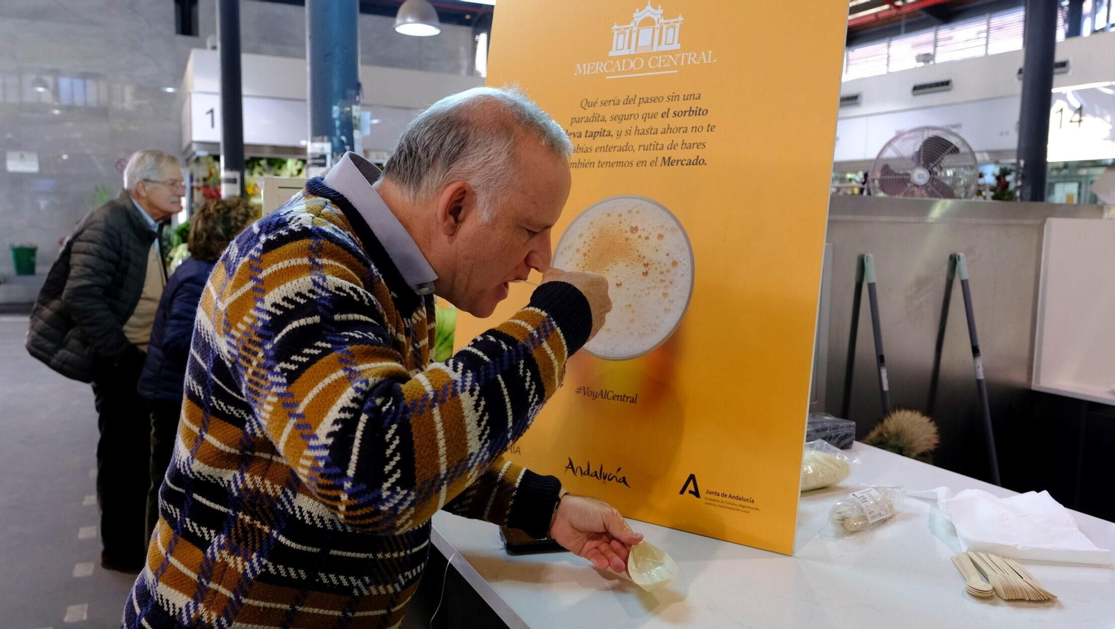 Vea los exquisitos platos preparados en el 'showcooking' de la Gamba Roja de Almería Vea los exquisitos platos preparados en el 'showcooking' de la Gamba Roja de Almería