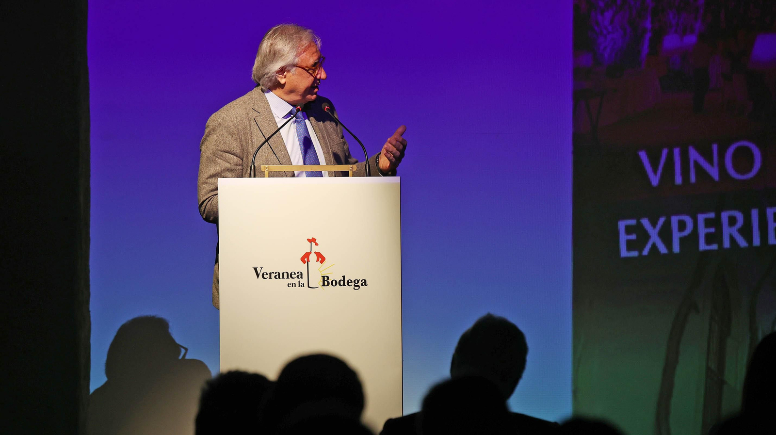 Imágenes de la presentación  'Veranea en la bodega' en González Byass