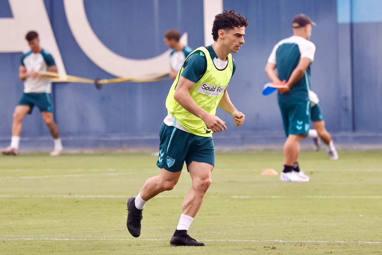 Rafita, del filial, novedad en el entrenamiento ante la baja de Carlos Puga