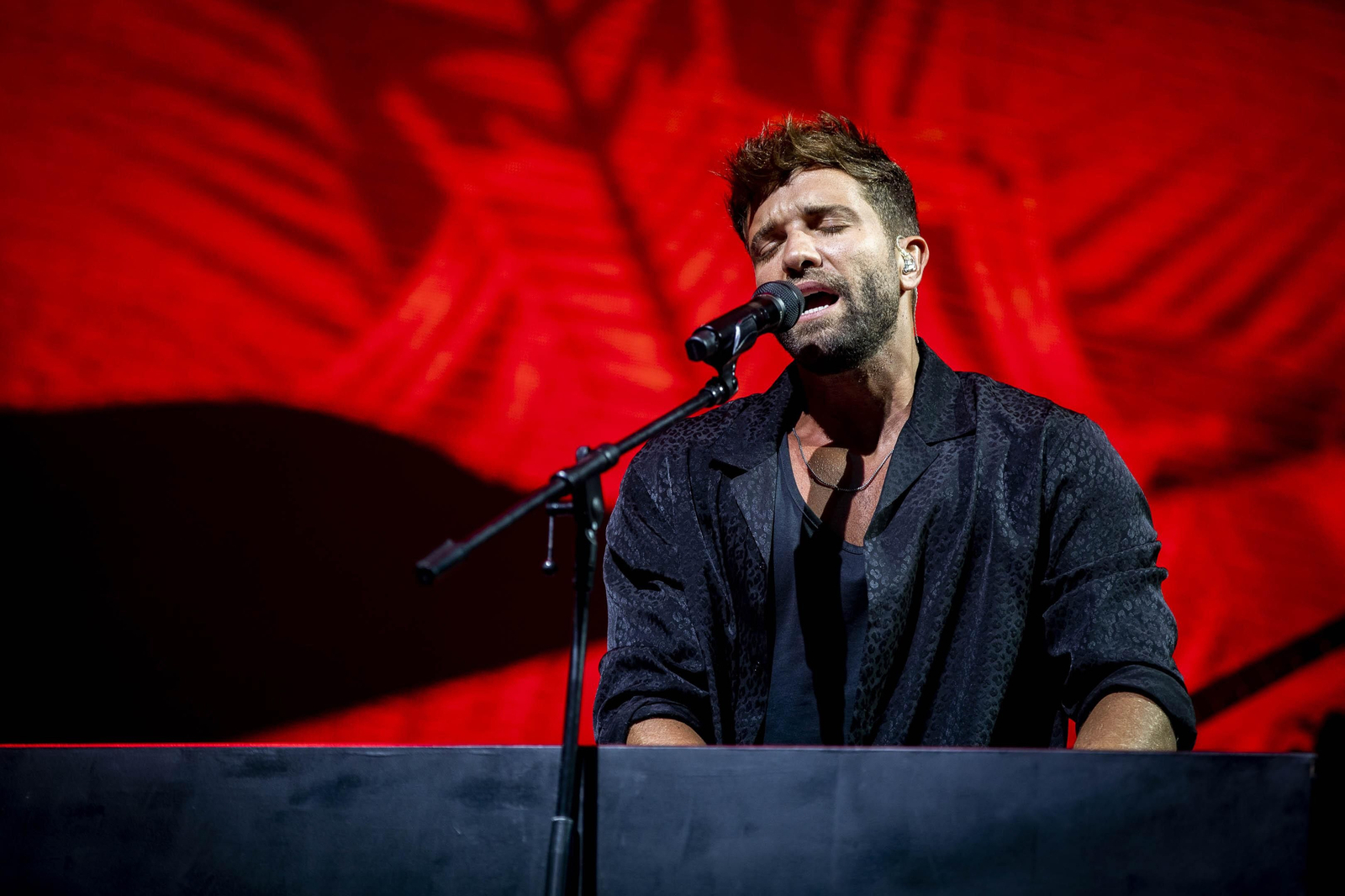 Búscate en las imágenes del concierto de Pablo Alborán en Concert Music Festival de Chiclana