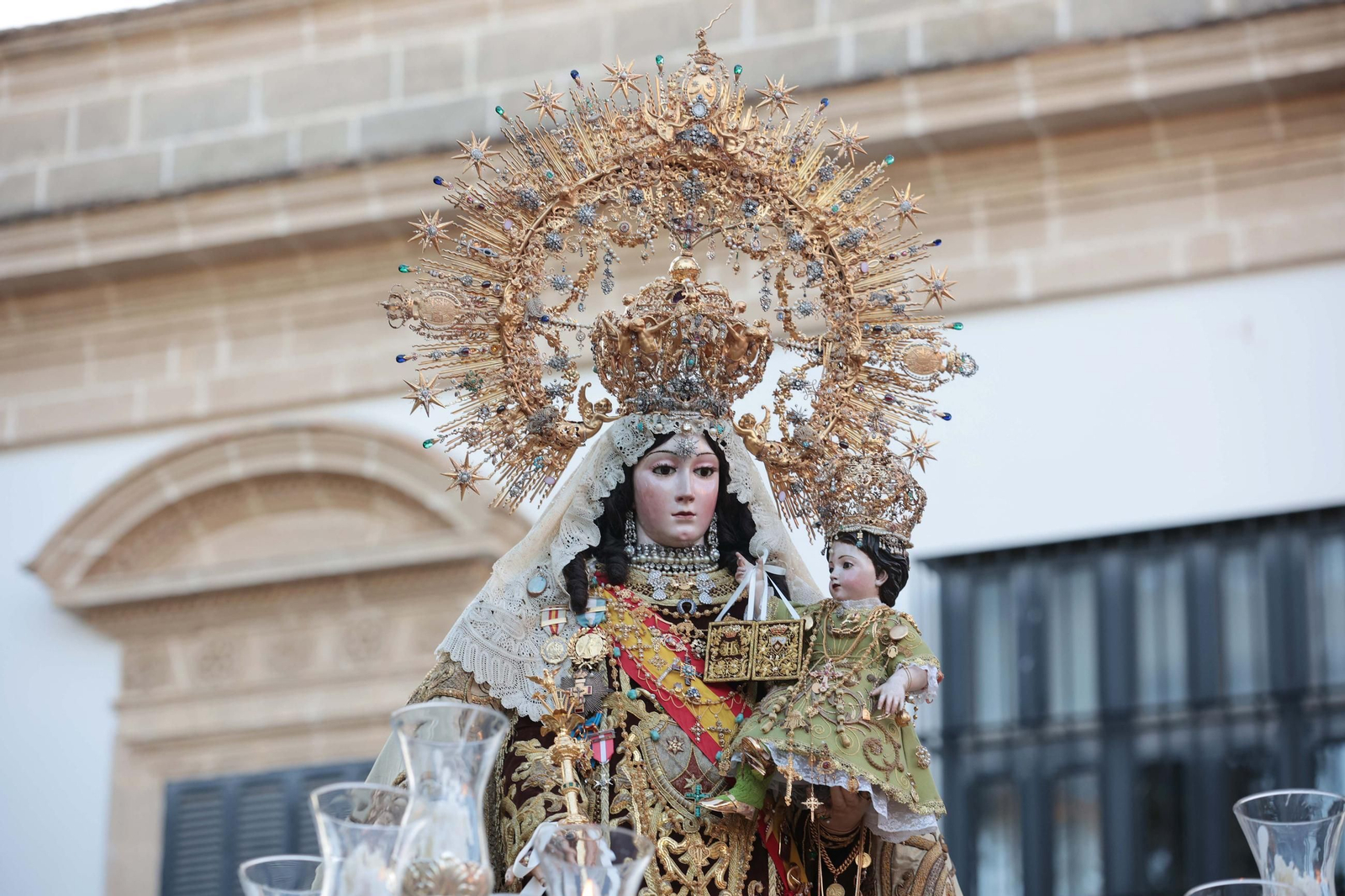 Procesión de la Virgen del Carmen por las calles de Jerez