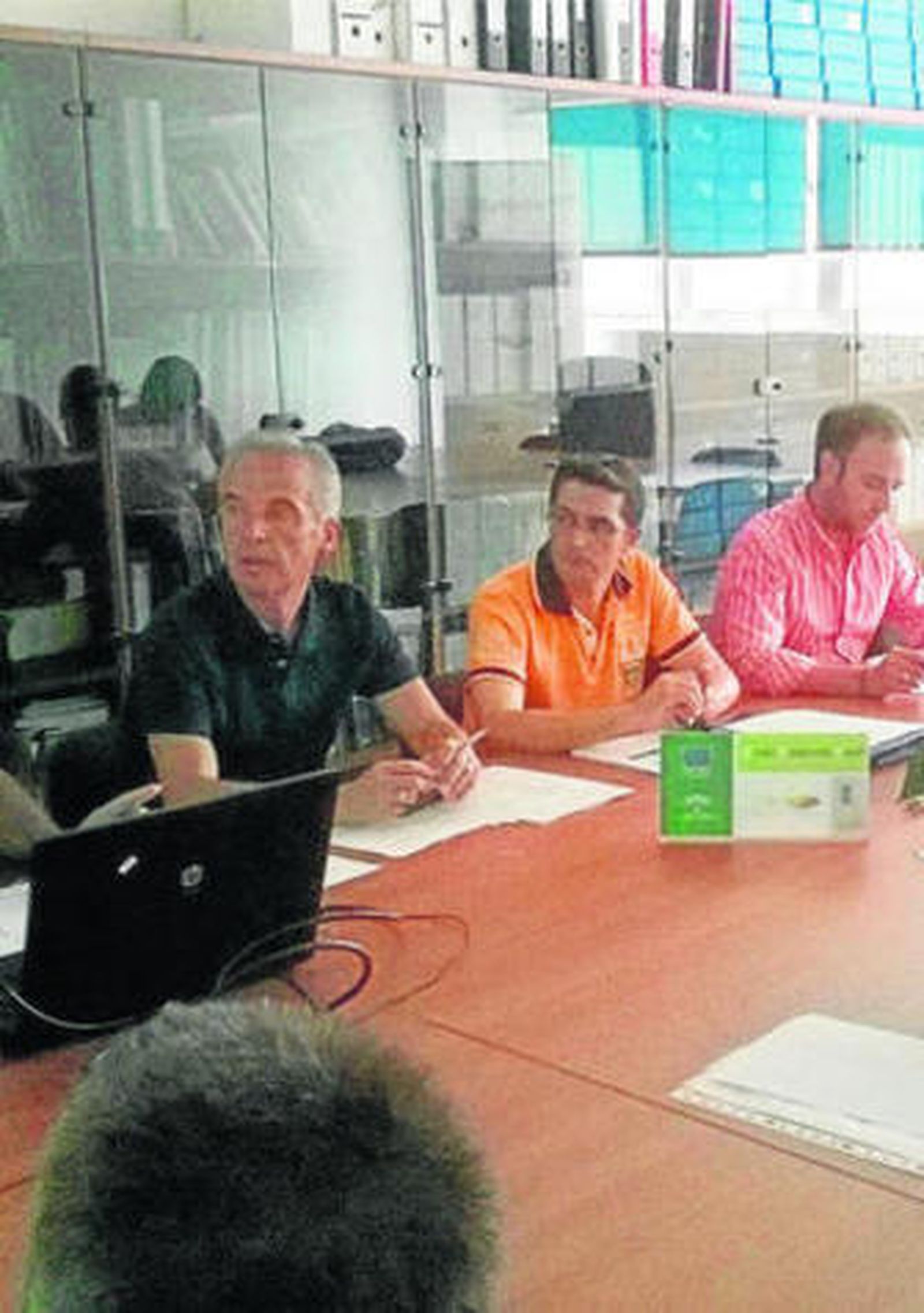 Un momento de la junta directiva, cuyo presidente es Alfonso Moscoso.