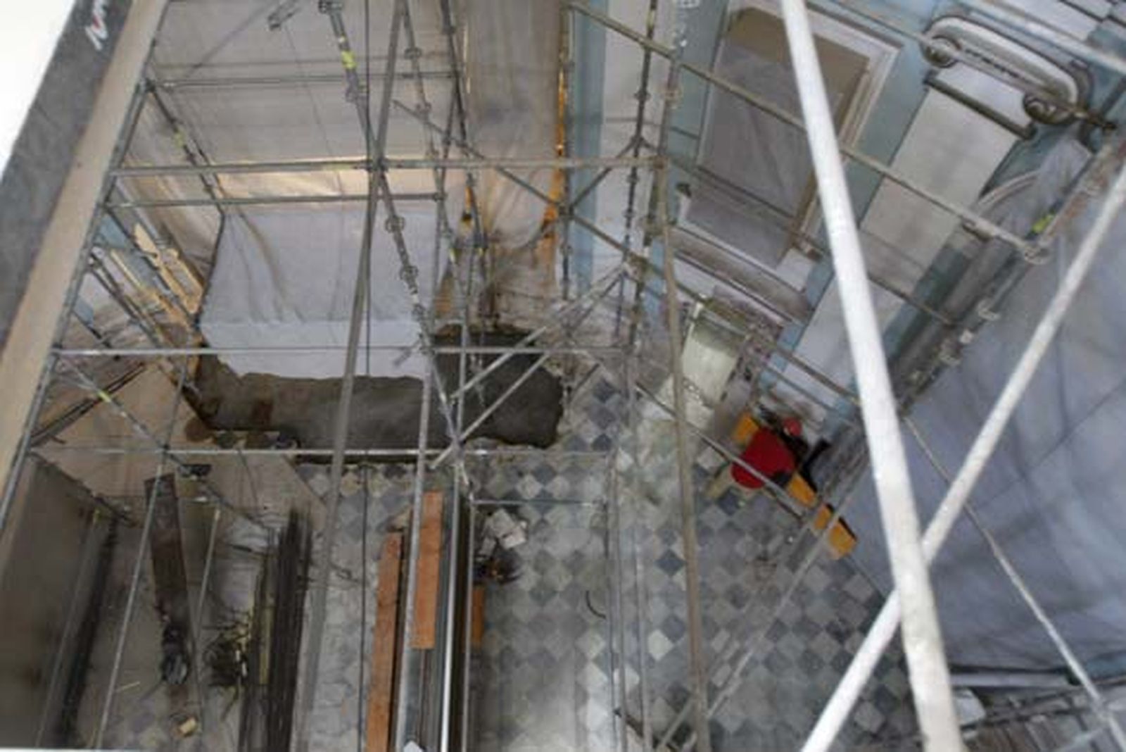 La rehabilitación del templo han descubierto el deficiente estado de conservación en el que se encontraba su estructura

Foto: Jose Braza