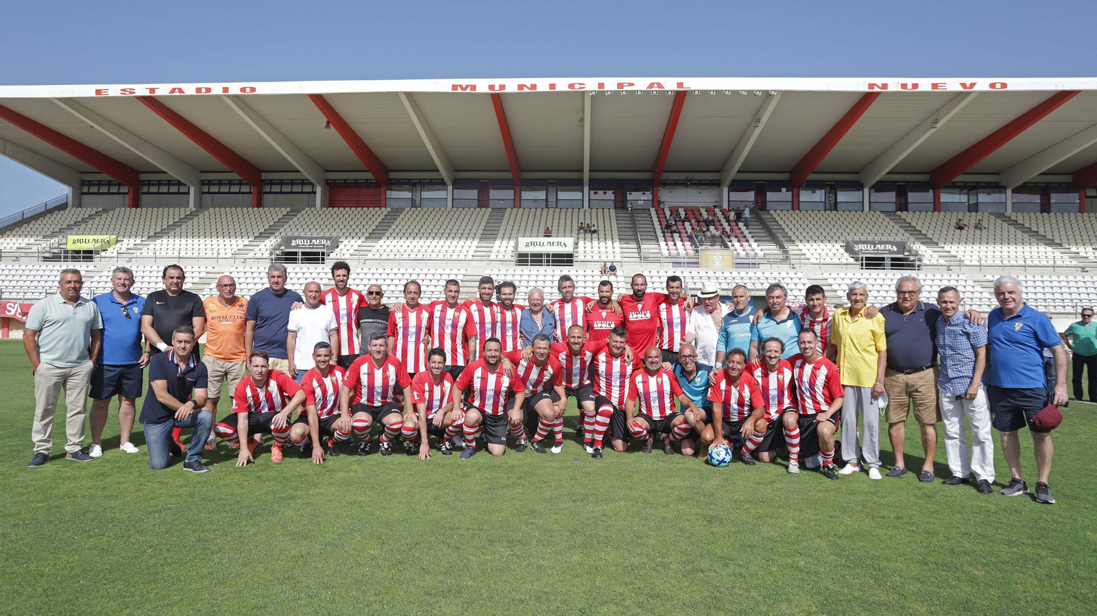 Fotos del triangular de homenaje a Fernando Gallego de los Veteranos del Algeciras CF