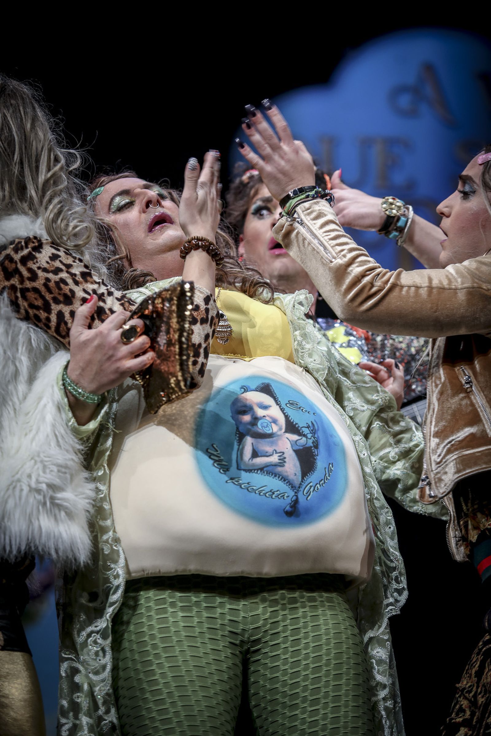 Chirigota A ver qué sale del bombo