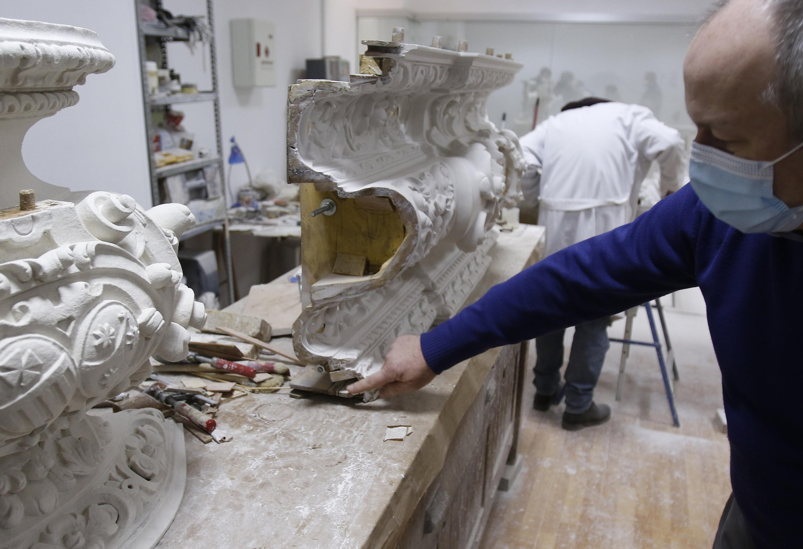 Restauración del paso de La Mortaja