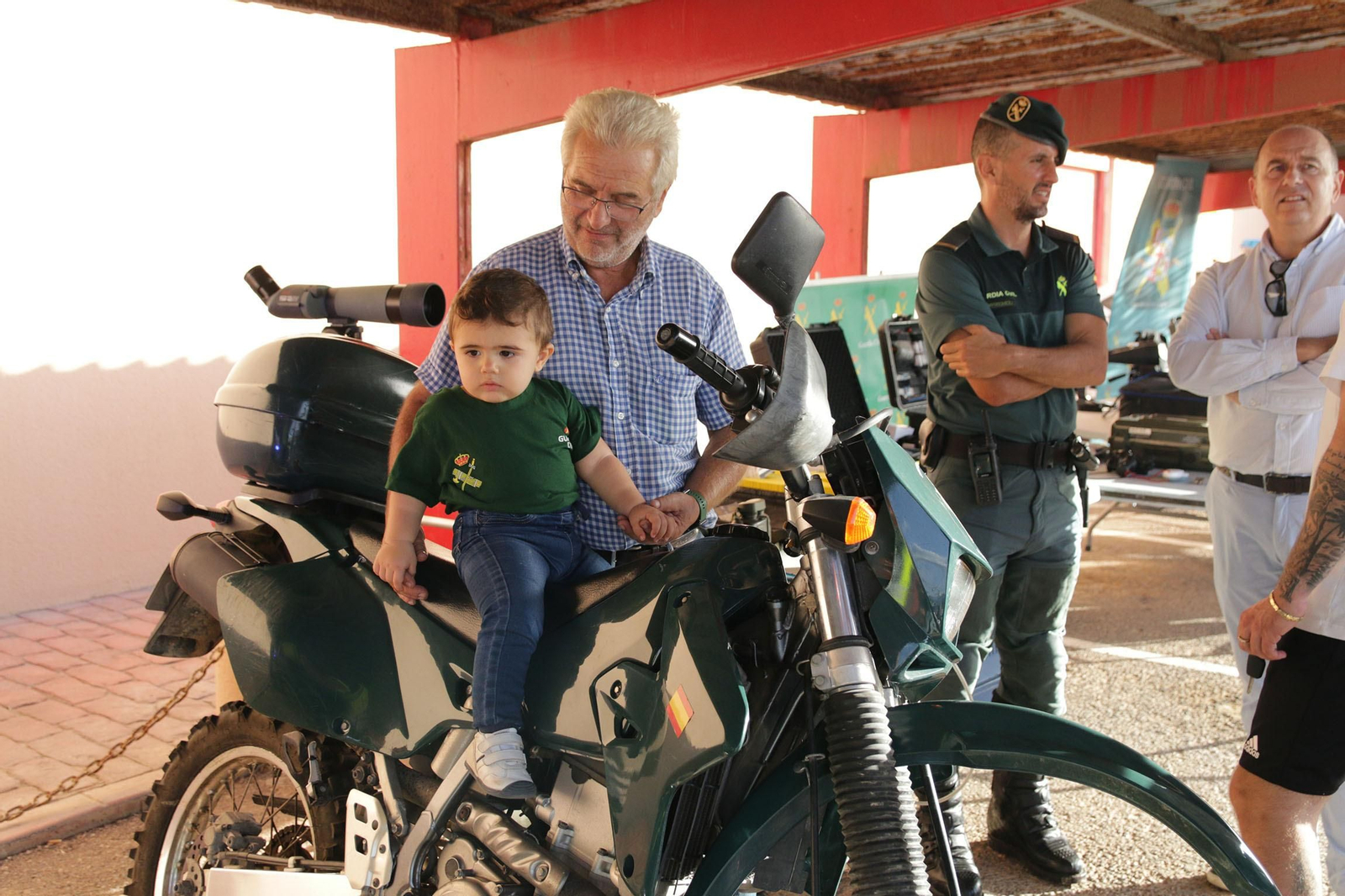 Exposición de Medios de la Guardia Civil con motivo de la festividad de su patrona Exposición de Medios de la Guardia Civil con motivo de la festividad de su patrona