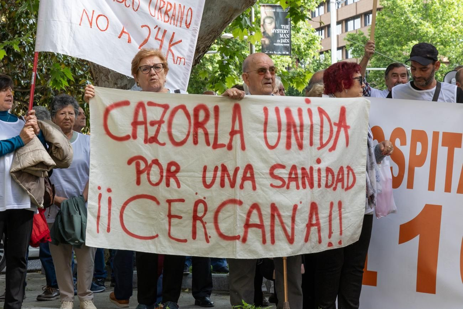 Concentración en contra del Cierre del Centro de Salud de Cazorla y por la apertura del Hospital de Alta Resolución de Cazorla al 100%