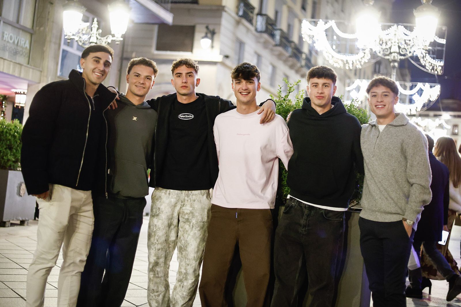 Granada calienta motores para Fin de Año con su tardeo