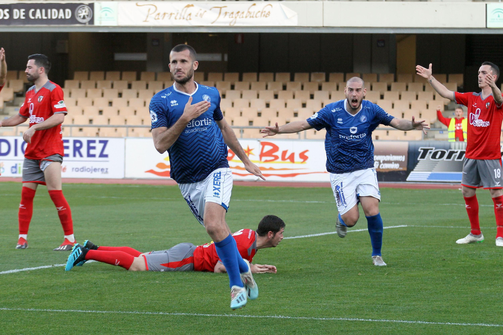 Álex Colorado sueña con el ascenso del Xerez DFC a Segunda División B.