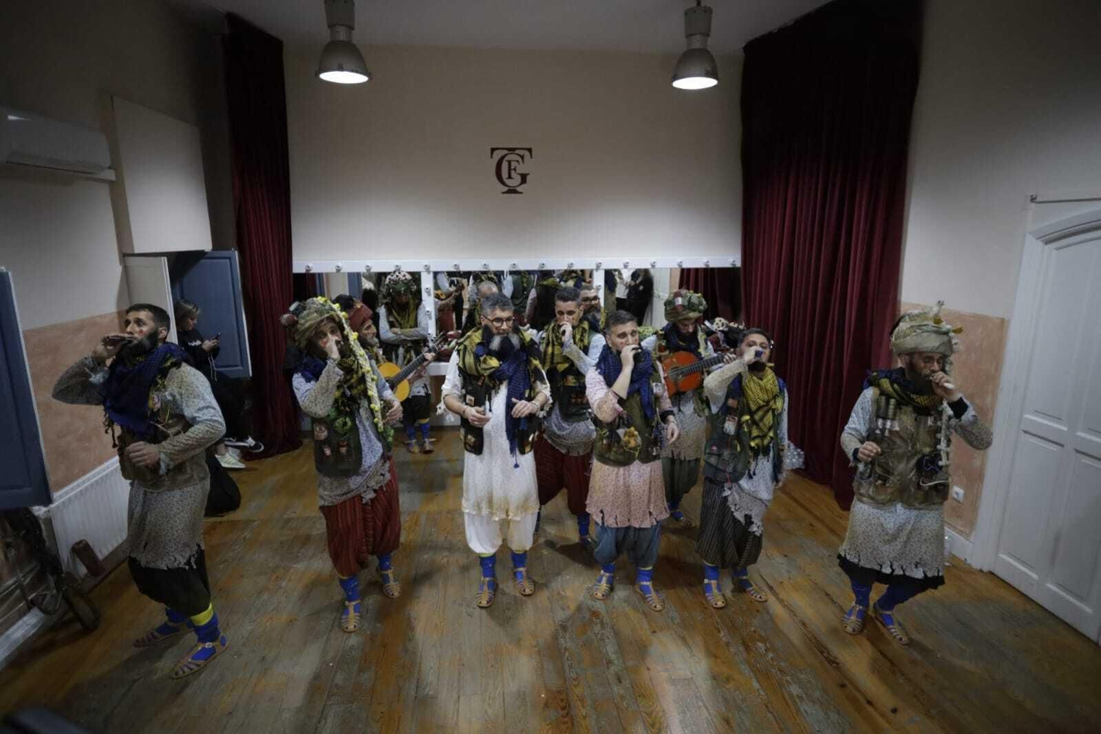 Chirigota 'Frente talibán de la república irreverente de Kadikadistán'