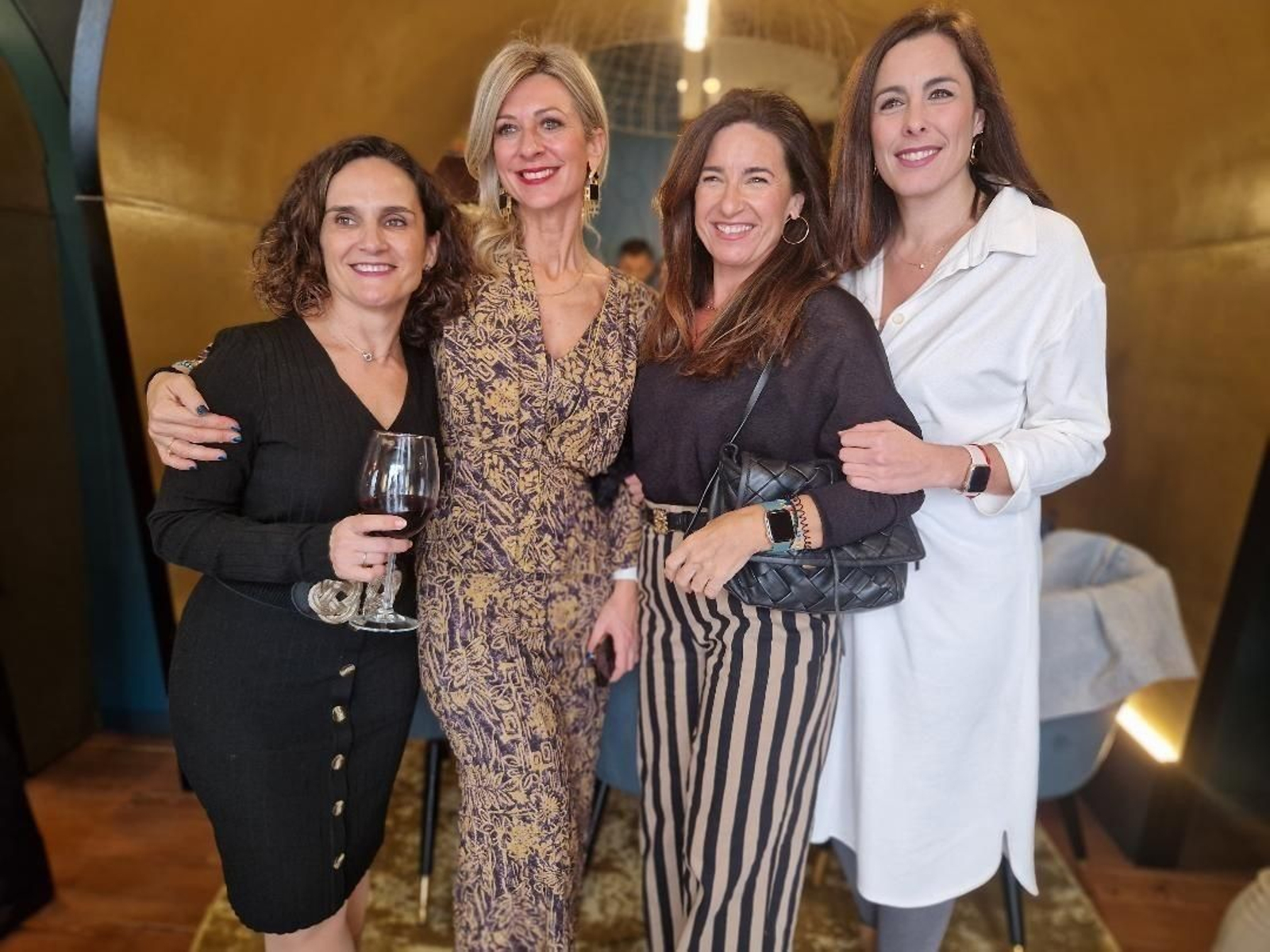 Esther Foncubierta, Laura Bey, Teresa Ferrer y Virginia Duro