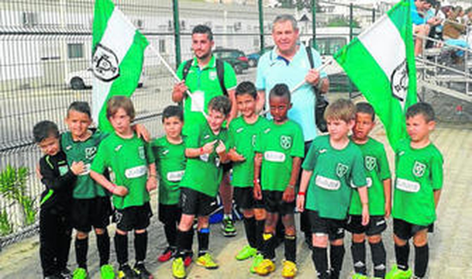 Los pequeños del Verdeluz marchan líderes en la liga y alcanzaron la final oro de su categoría en el Mundialito.