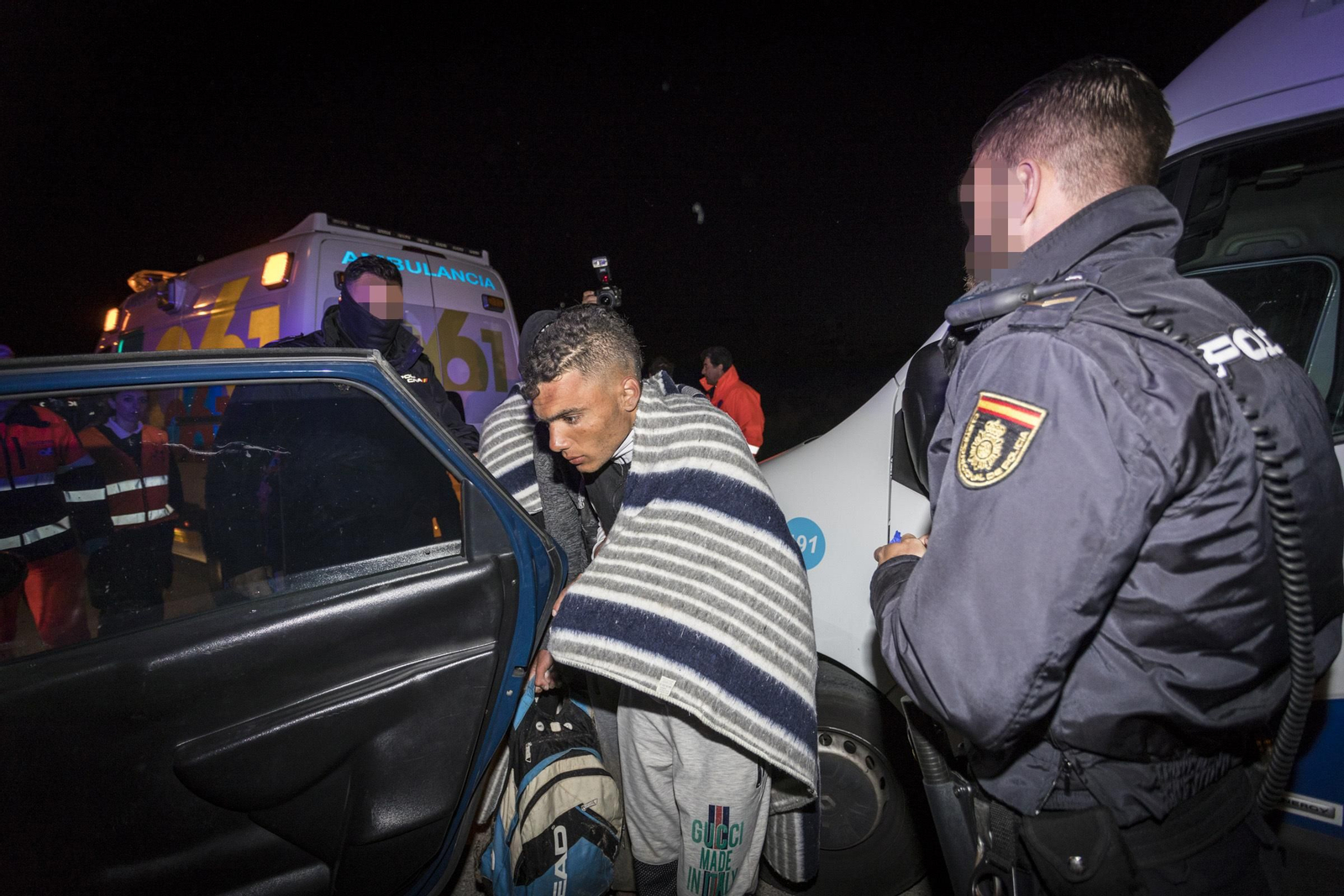 Inmigrantes interceptados en la playa de cortadura