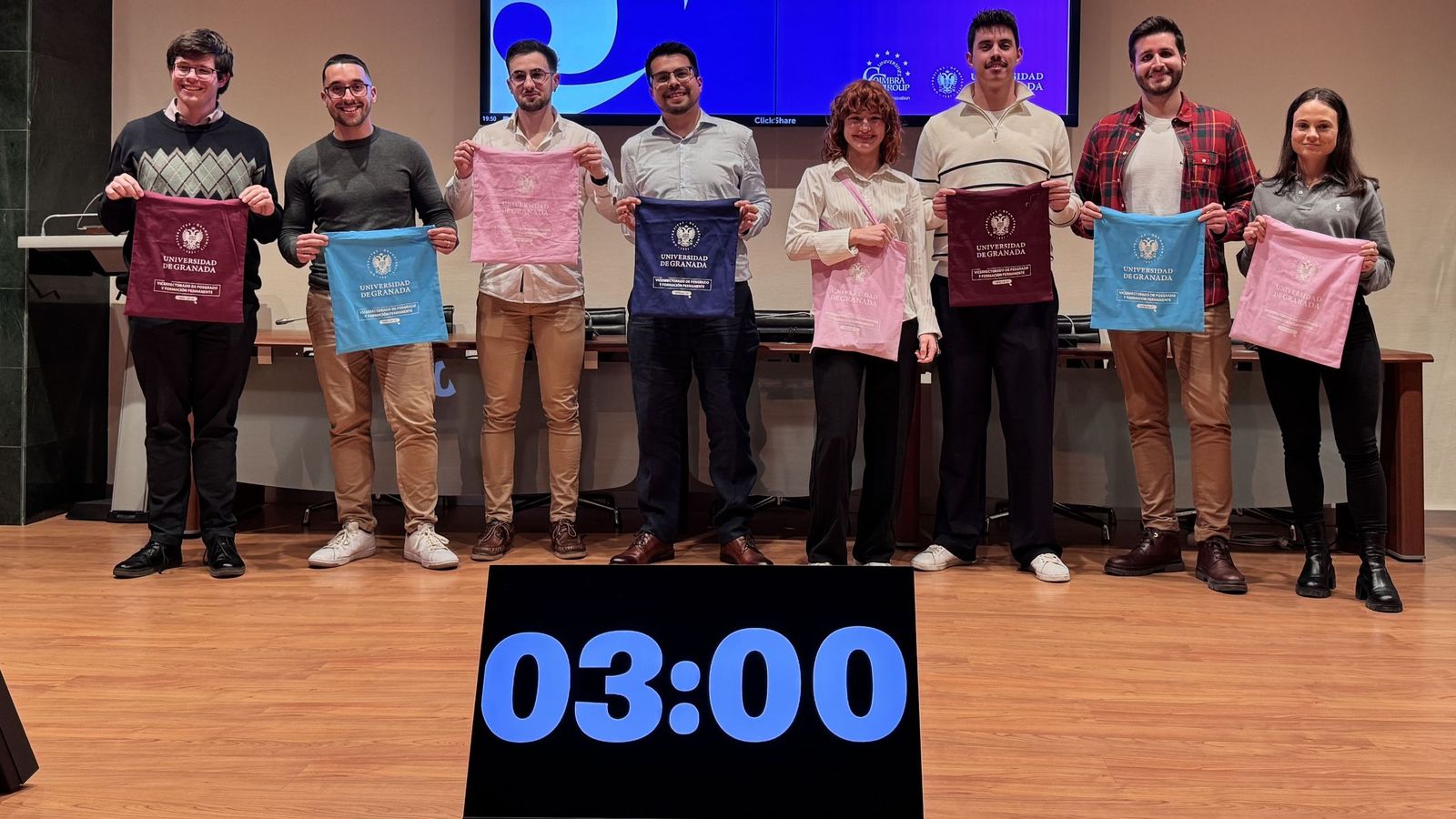 Los ocho doctorandos de la UGR que participarán en la final del concurso 3MT