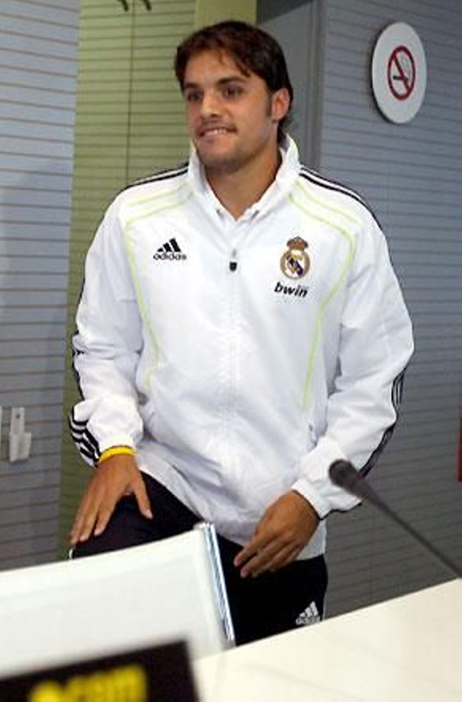 Pedro León zanja la polémica con Mourinho: "Es el que manda"