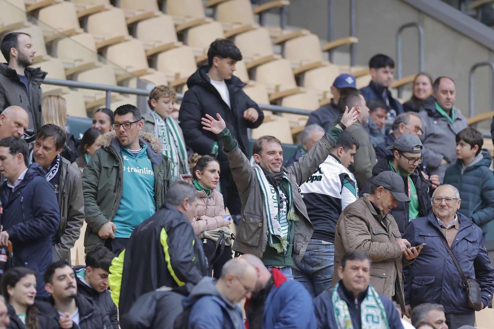 Búscate en las fotos del Betis - Valencia