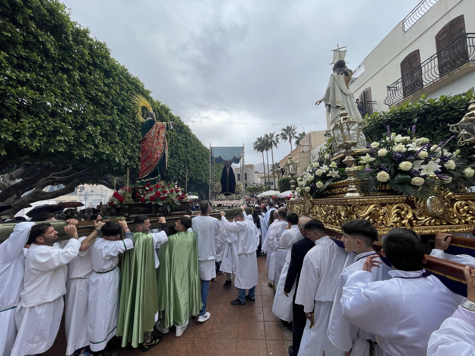 Las imágenes del Domingo de Resurrección en Turre: carreras de San Juan