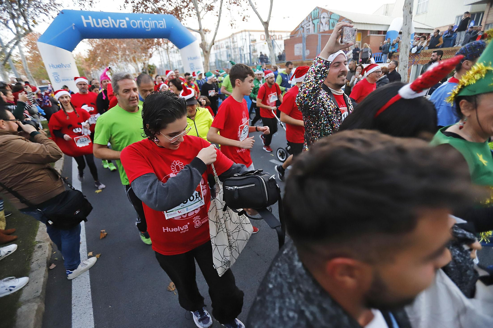 Imágenes de la XIII carrera de San Silvestre en Huelva