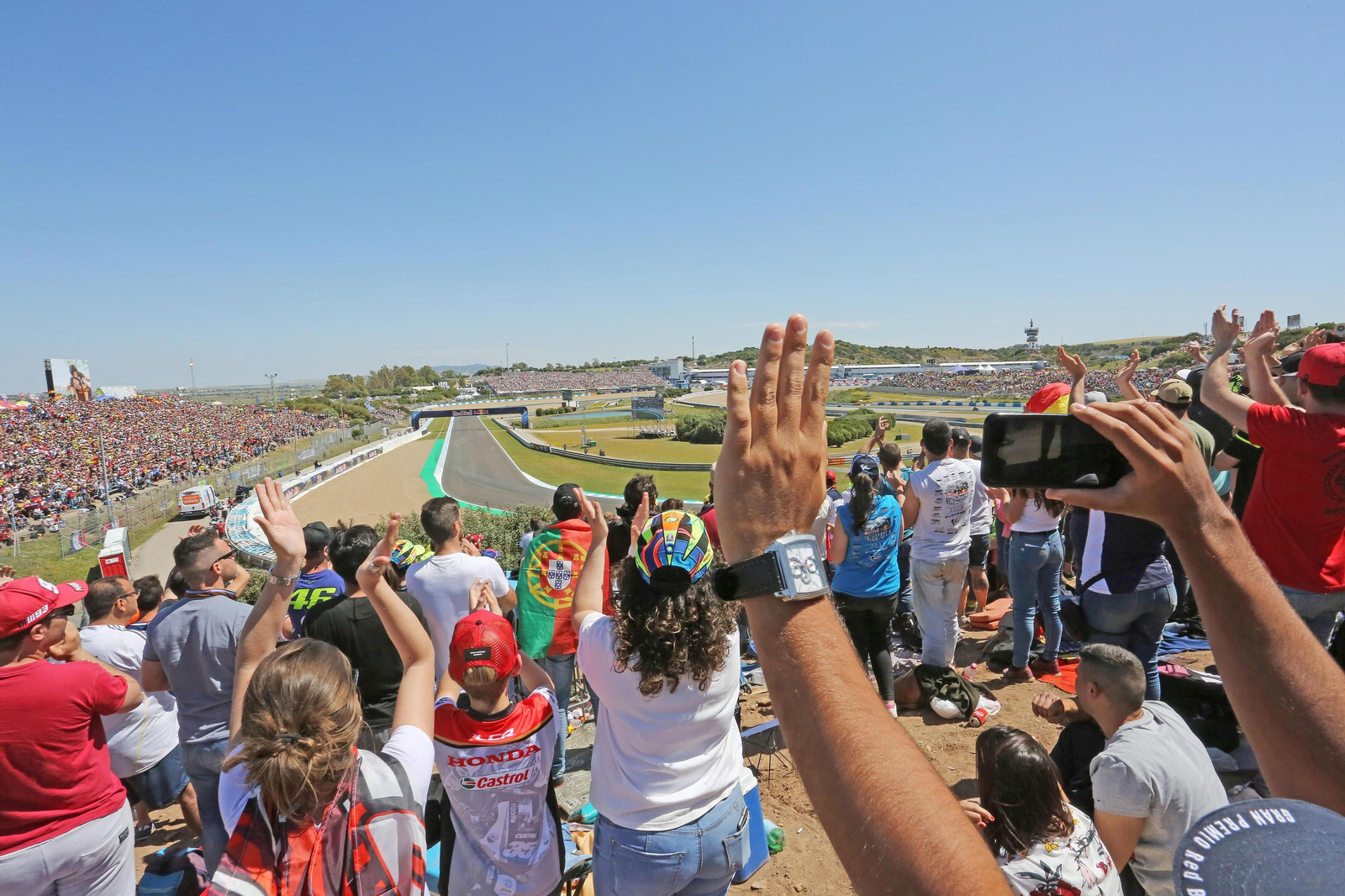 Ambiente en la 'Pelousse' del circuito de Jerez durante el pasado Gran Premio de España.