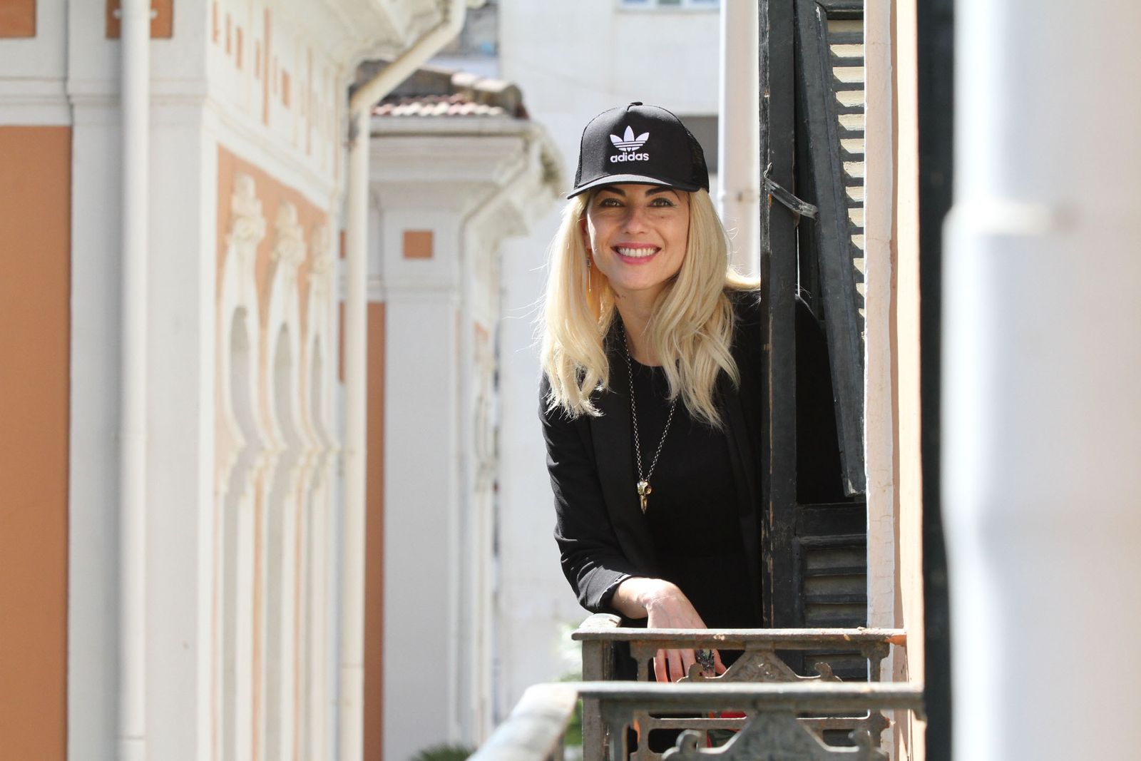 "Desde EEUU me mandan papeles de latina sexy. No quiero ser esa persona"