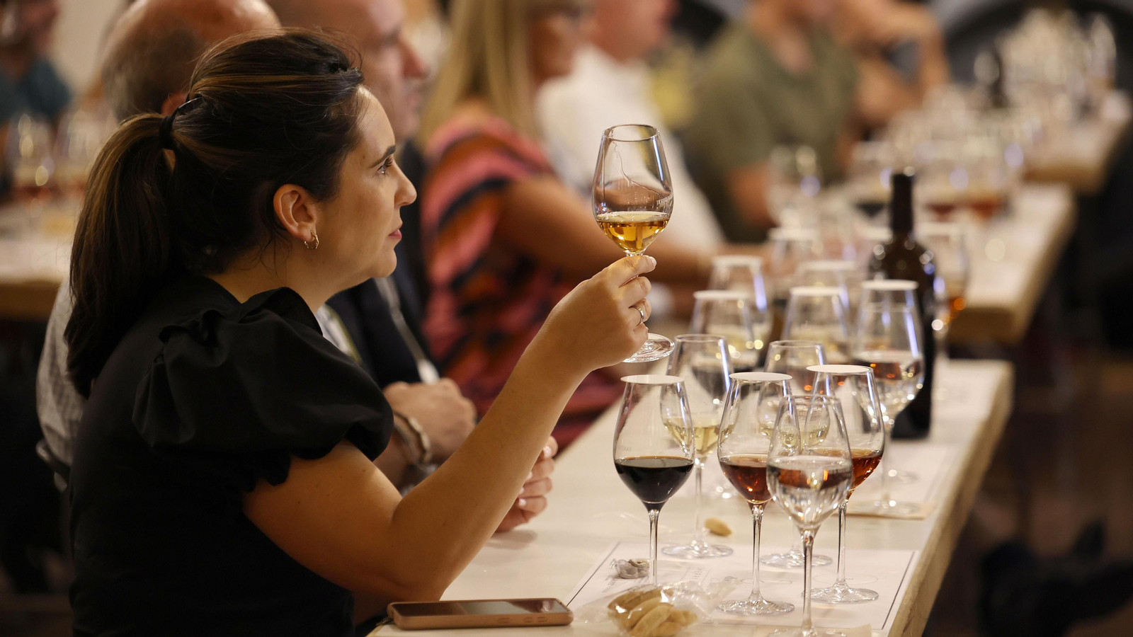 Cata taller de vinos de Jerez en el Consejo Regulador Cata taller de vinos de Jerez en el Consejo Regulador