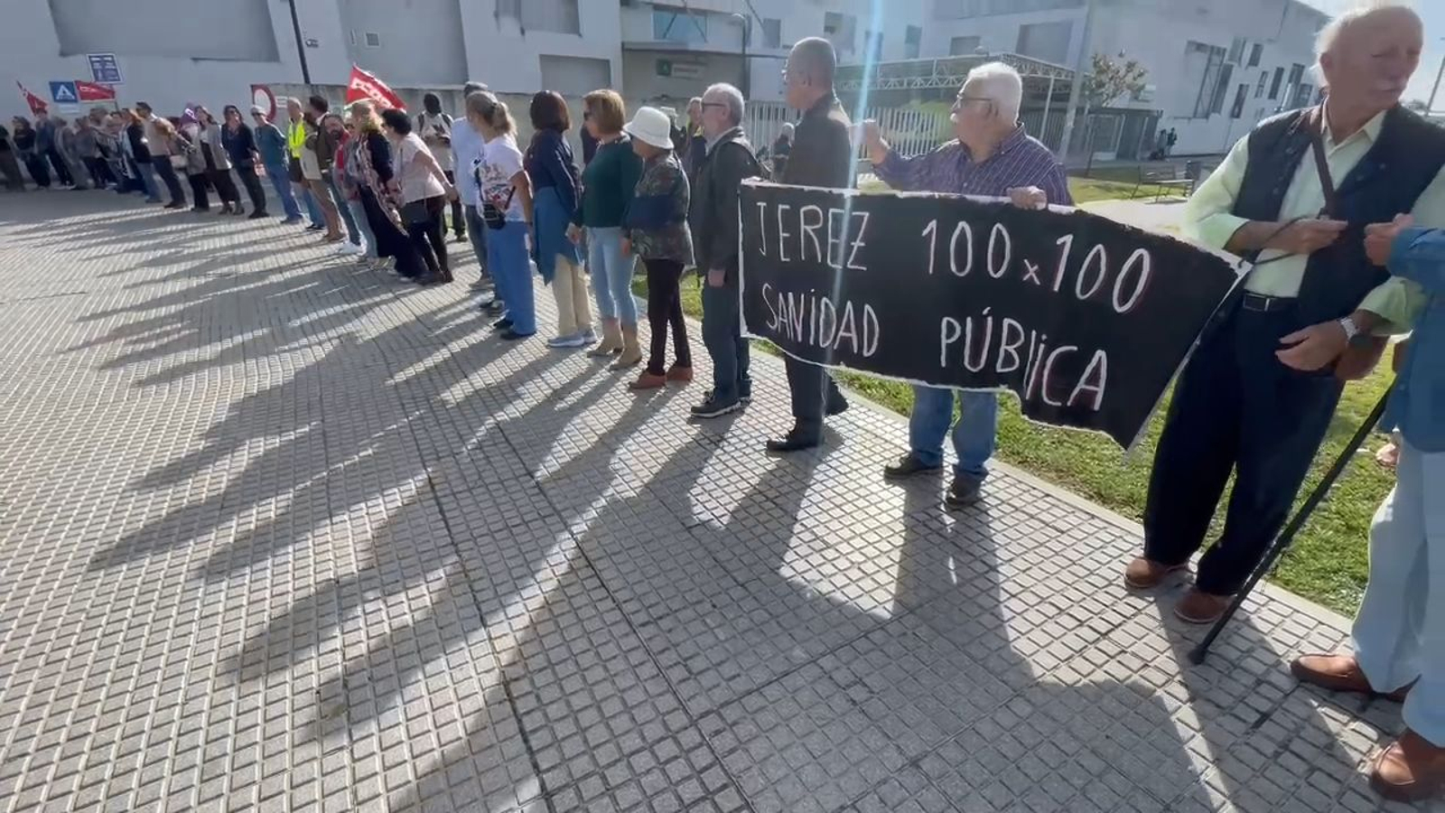 Protesta en el centro de salud de La Milagrosa por la sanidad pública.