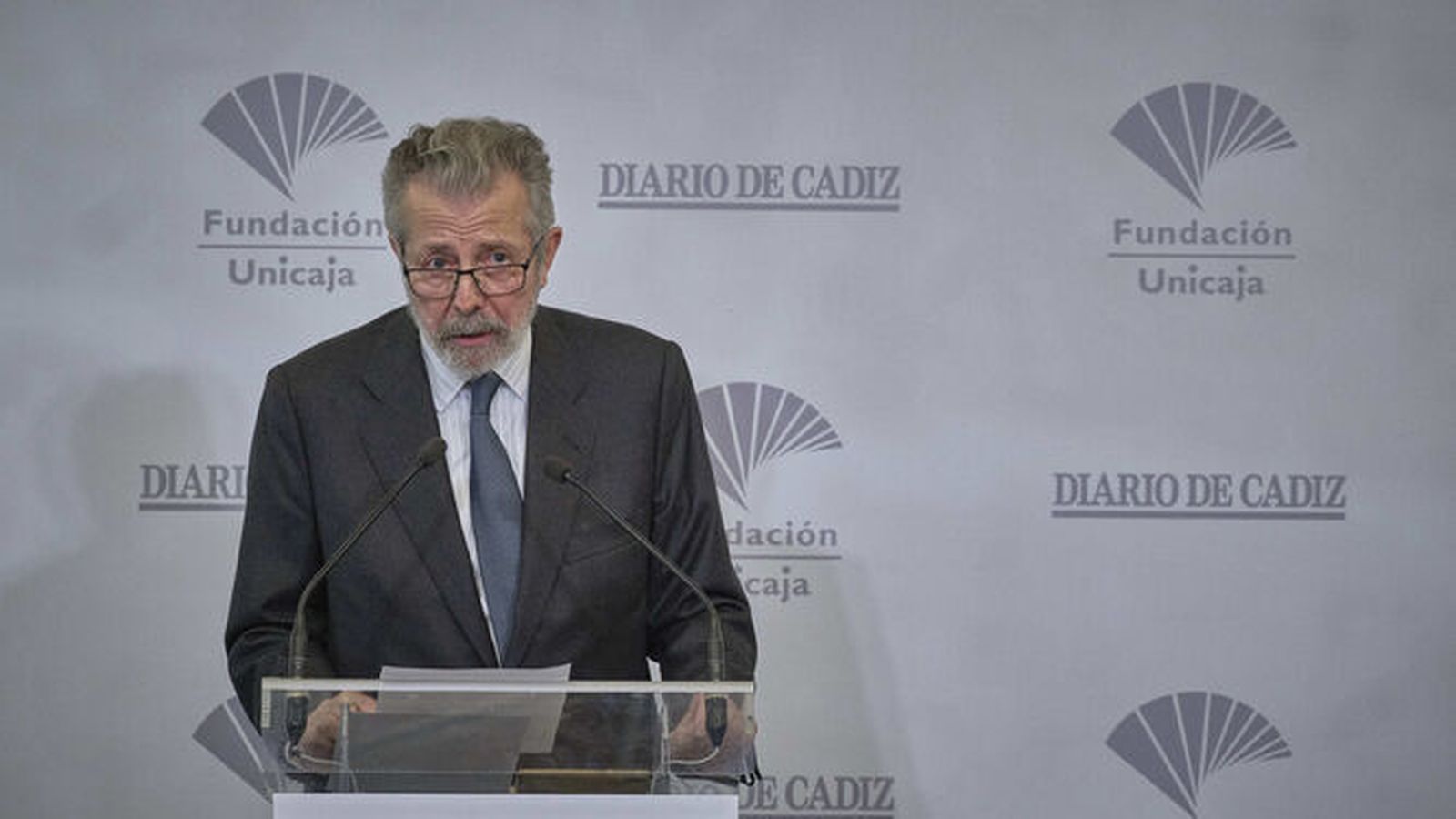 El pintor gaditano Hernán Cortés.