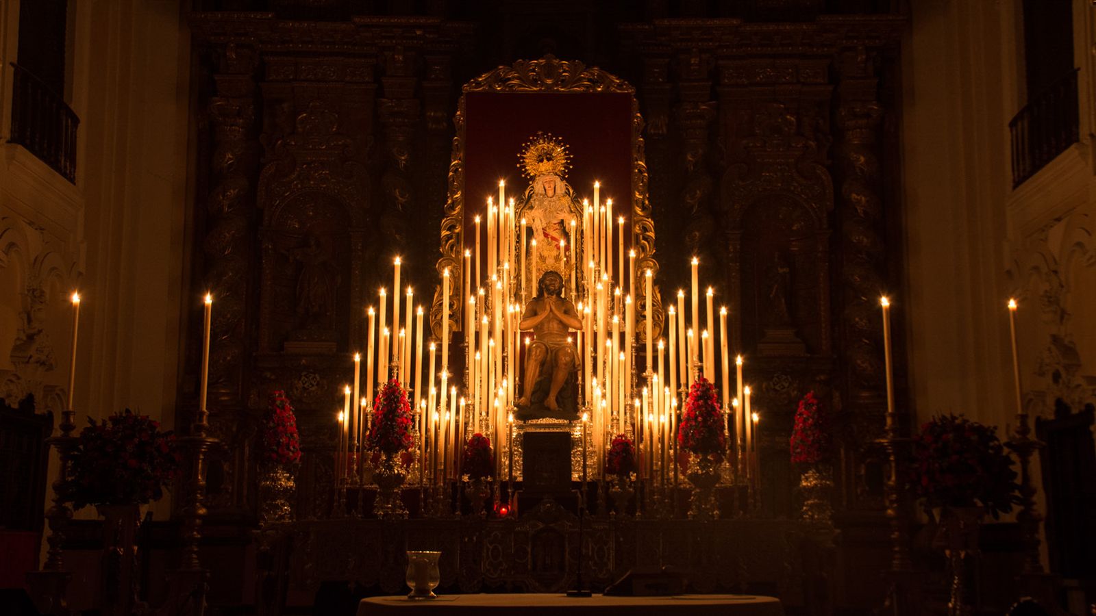 La Estrella ilumina San Jacinto durante sus solemnes cultos