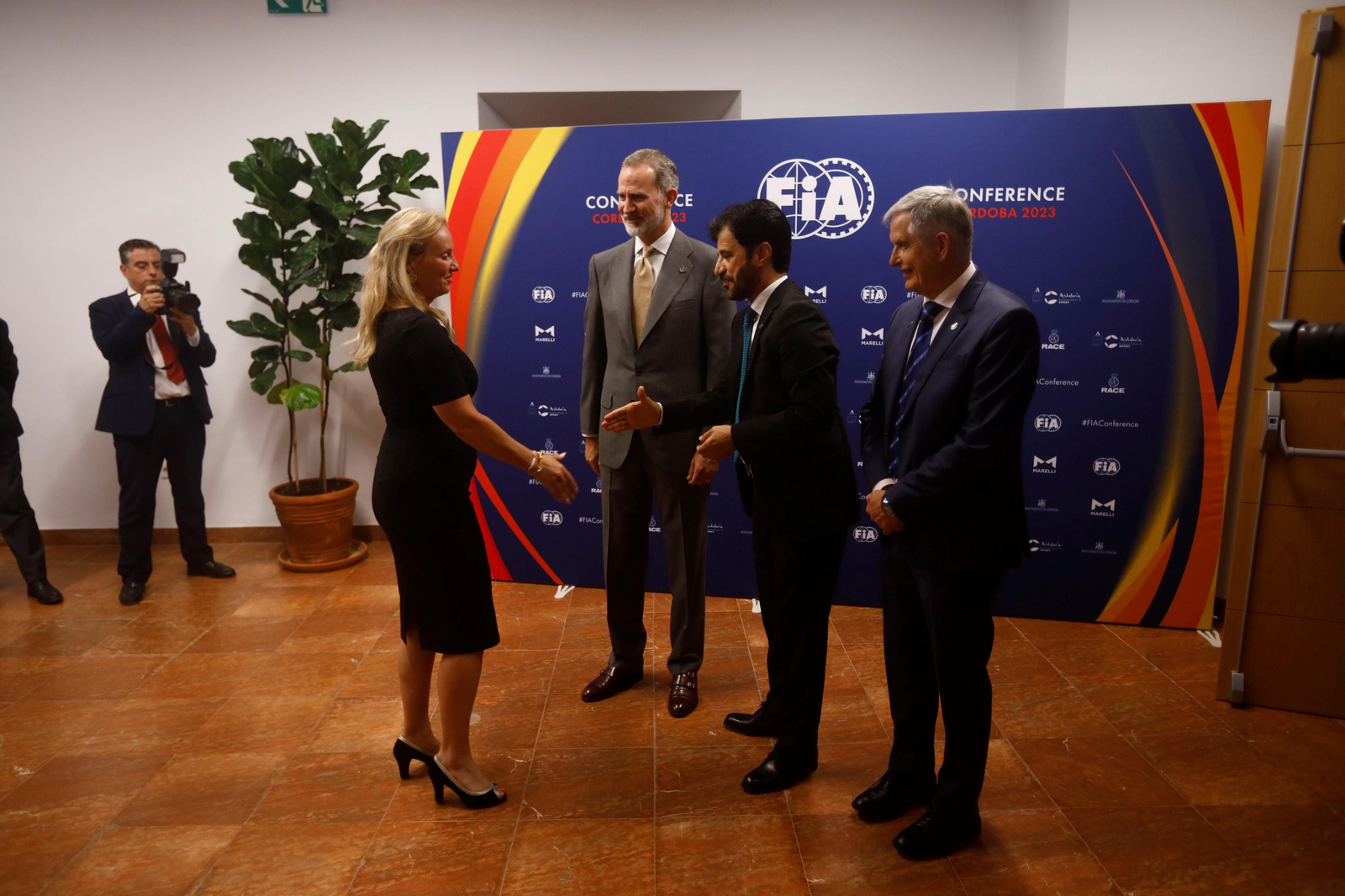 El Rey Felipe VI en la conferencia de la Federación Internacional del Automóvil de Córdoba, en imágenes