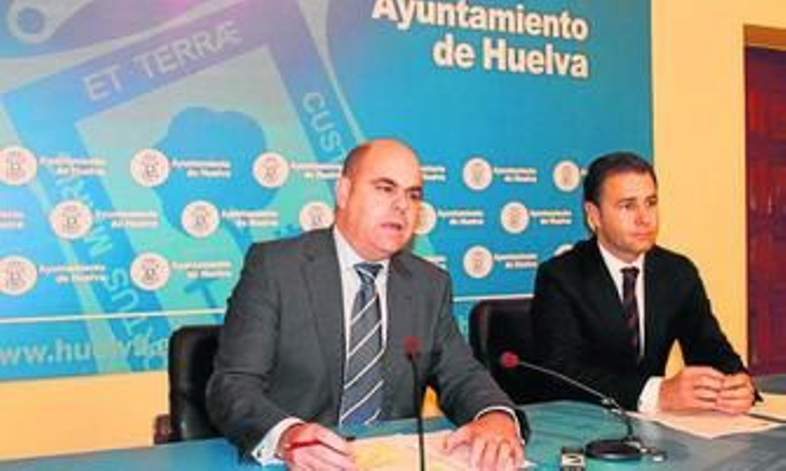 Saúl Fernández Beviá y Felipe Arias, durante la rueda de prensa de ayer.