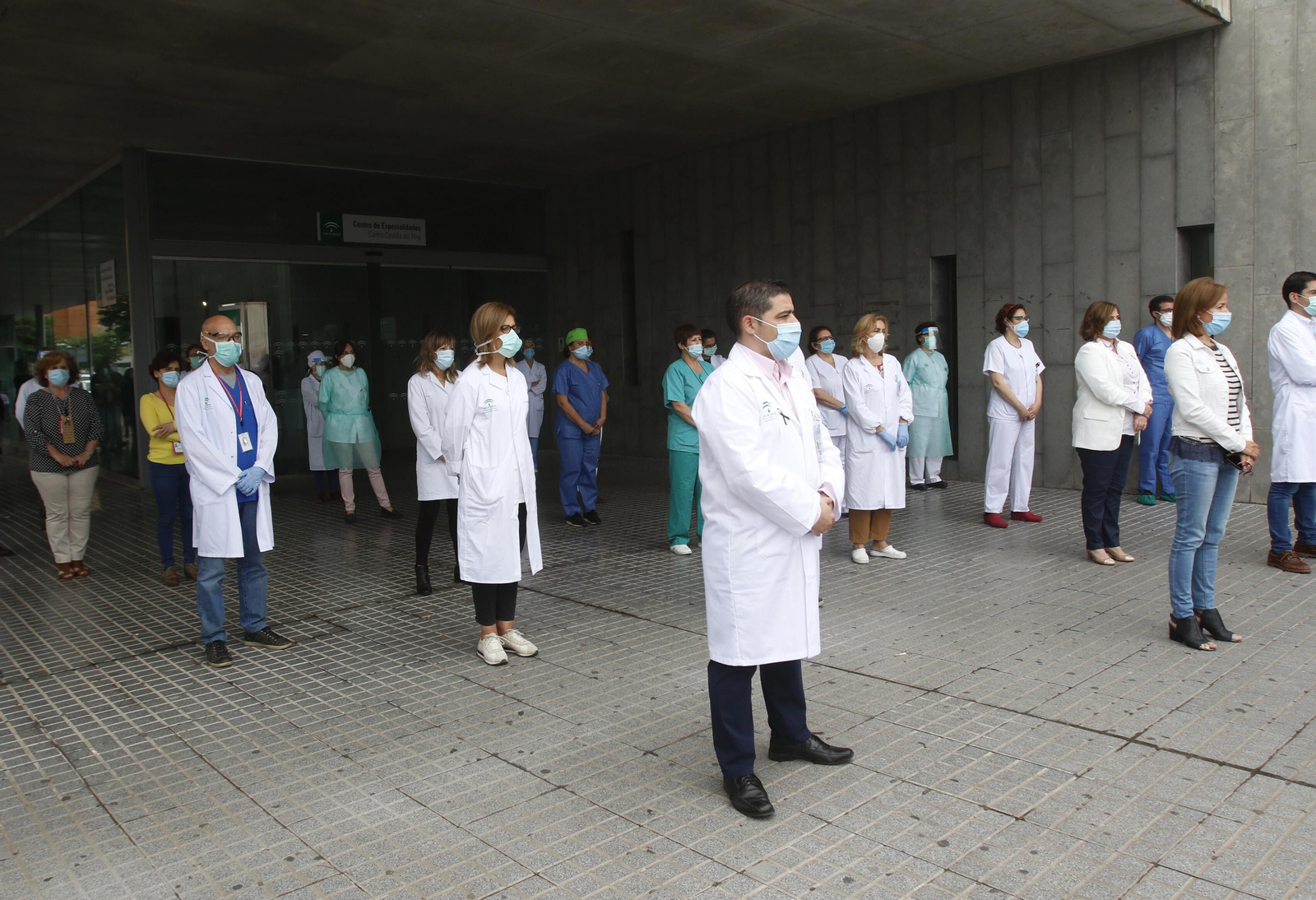 Las fotos del homenaje a los médicos fallecidos por el coronavirus celebrado en Córdoba Las fotos del homenaje a los médicos fallecidos por el coronavirus celebrado en Córdoba