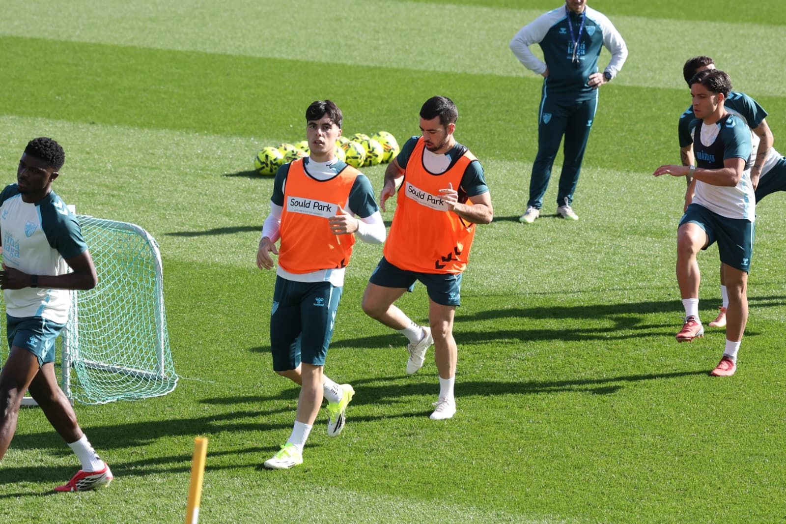 Funes, con fiebre y mascarilla pero al pie del cañón