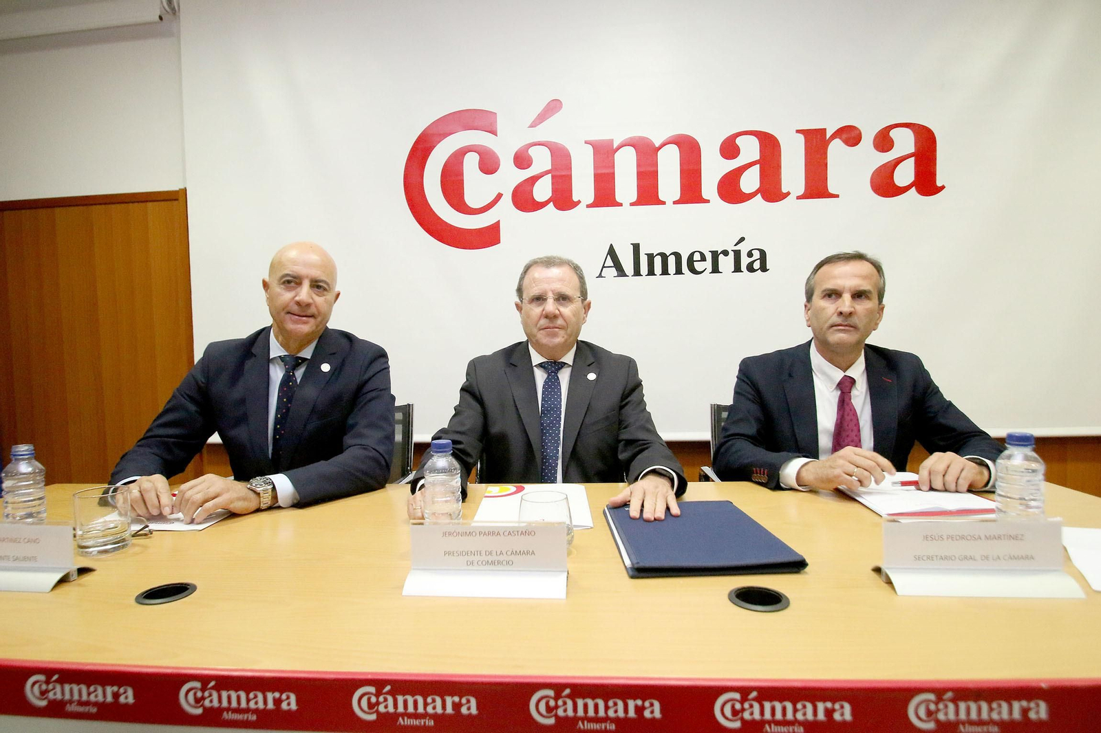 Fotogalería de la toma de posesión de Jerónimo Pérez como presidente de la Cámara de Comercio