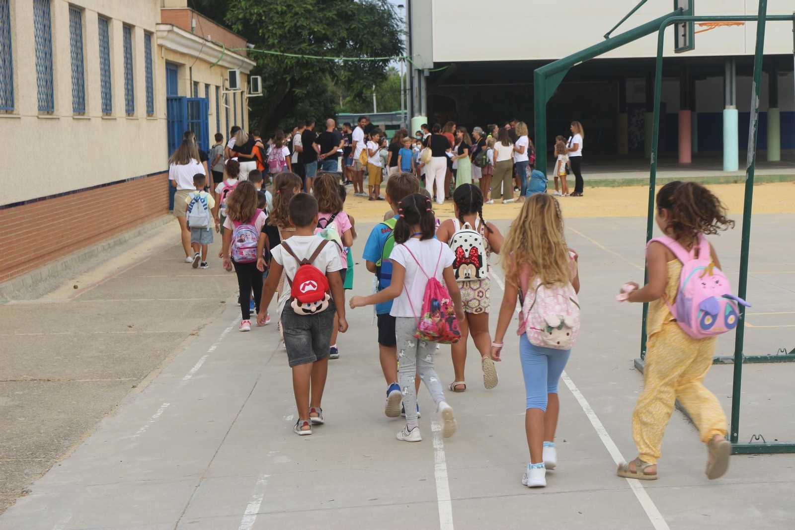Primer día de clases en el colegio Arquietecto Leoz de Puerto Real