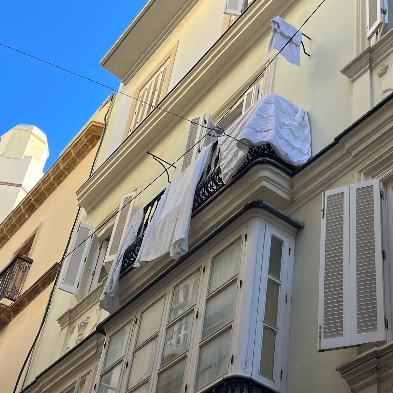 Tender en los balcones