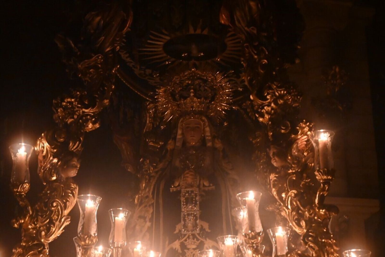 Las imágenes del Remedio de Ánimas este Lunes Santo en Córdoba