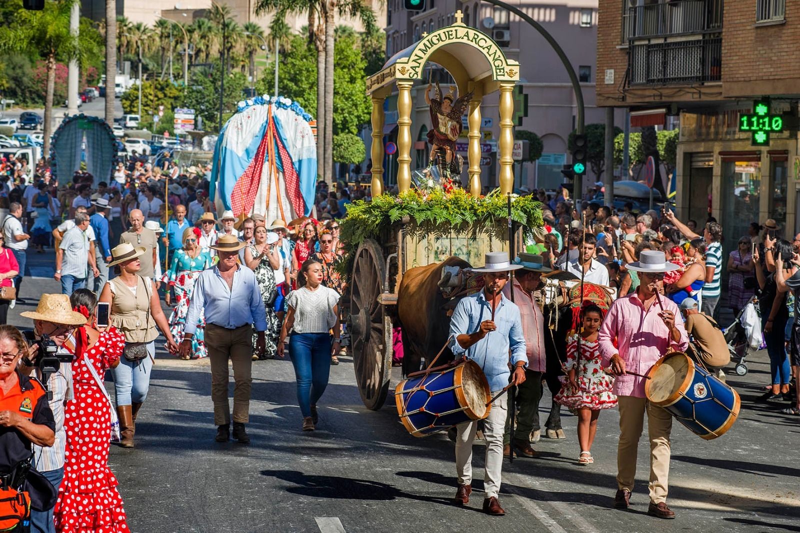 El traslado del Santo Patrón a la Ermita.
